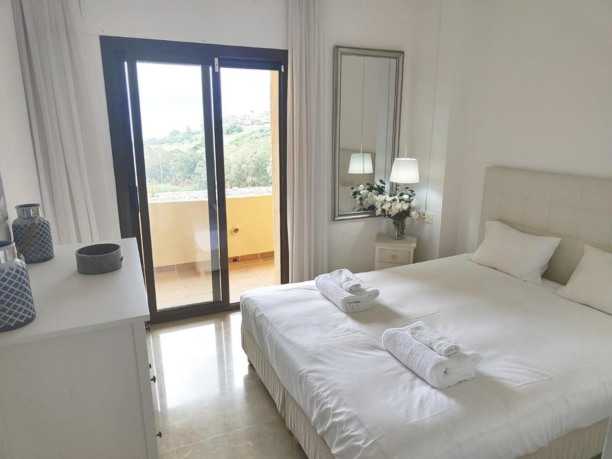 Apartamento 15 First Line Penthouse With Wonderful Seaview Near Duquesa Golf Manilva Andalucia Exterior foto