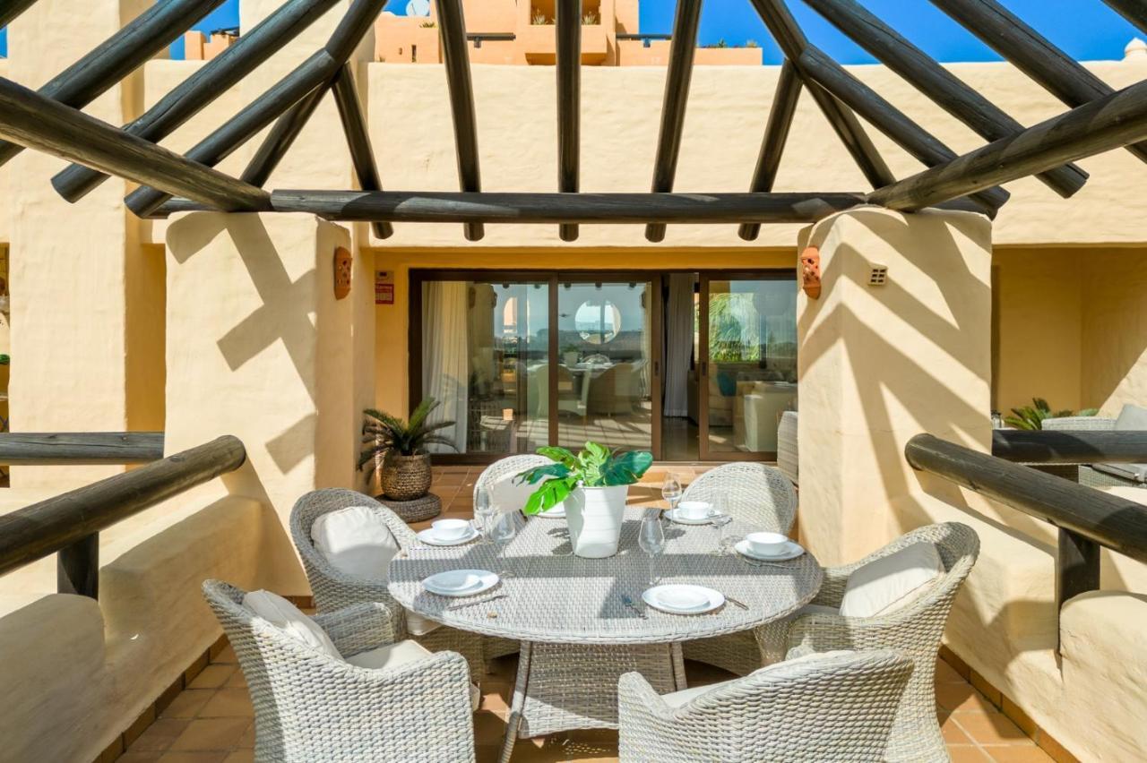 Apartamento 15 First Line Penthouse With Wonderful Seaview Near Duquesa Golf Manilva Andalucia Exterior foto