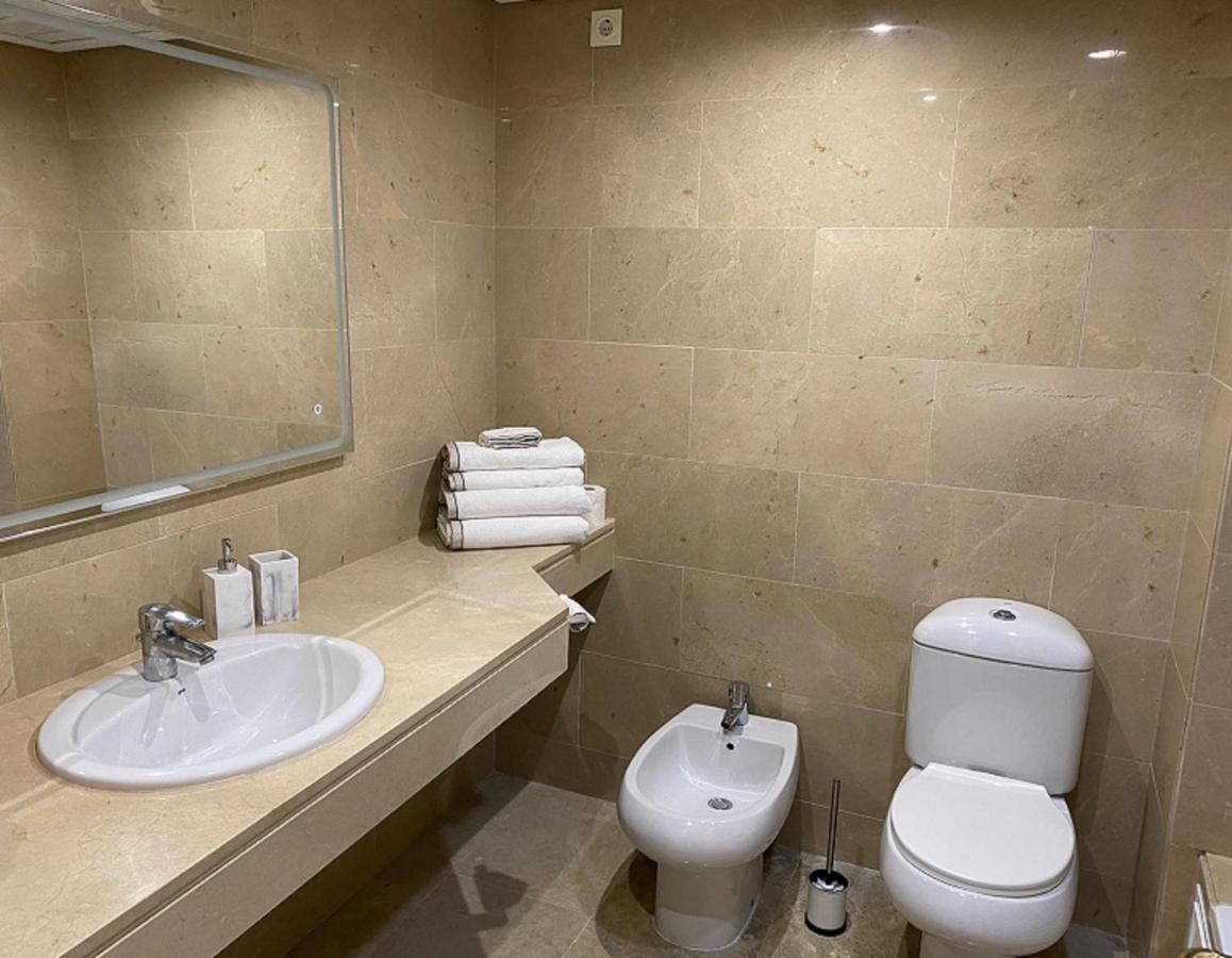 Apartamento 15 First Line Penthouse With Wonderful Seaview Near Duquesa Golf Manilva Andalucia Exterior foto