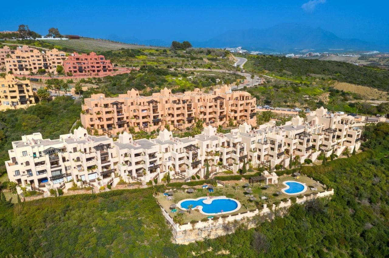Apartamento 15 First Line Penthouse With Wonderful Seaview Near Duquesa Golf Manilva Andalucia Exterior foto